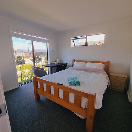 The Red Door Homestay ハミルトン エクステリア 写真